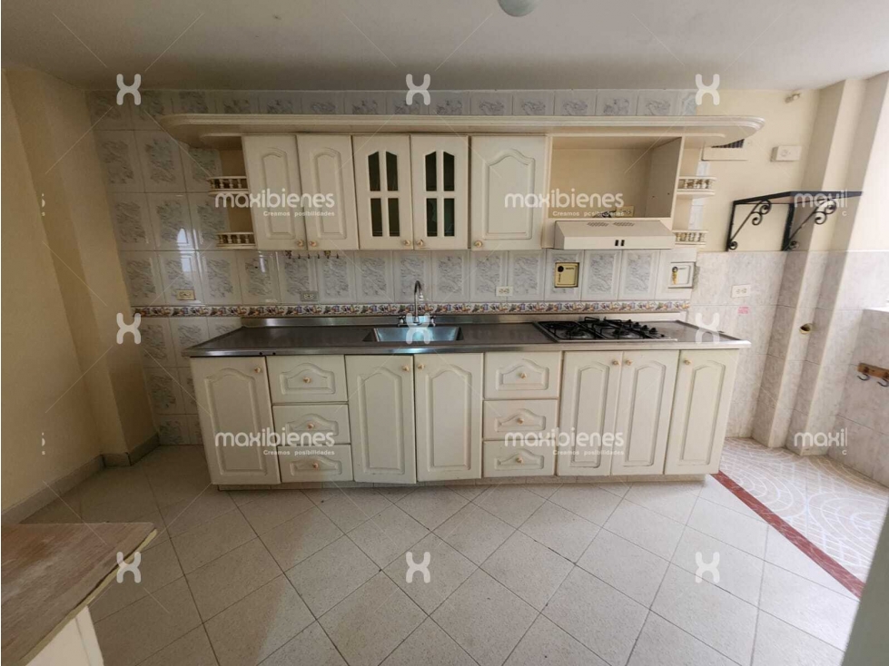 CASA DISPONIBLE PARA ARRIENDO CABAÑAS, BELLO