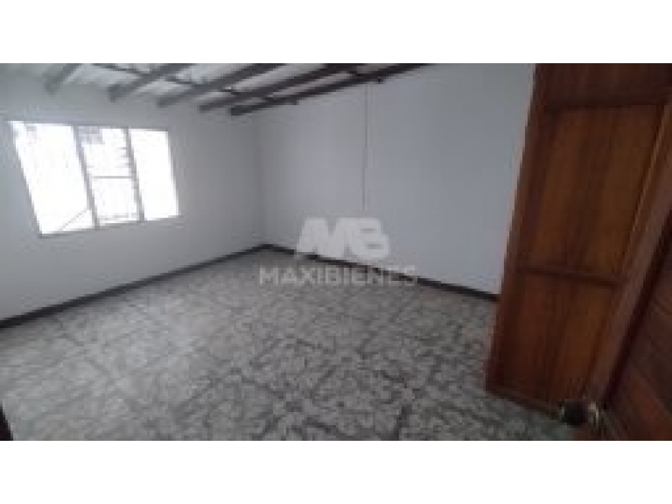 LOCAL PARA ARRIENDO UBICADO EN BELLO - 2