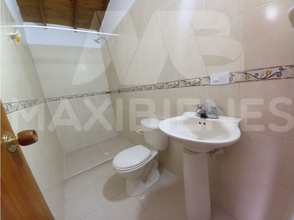 APARTAMENTO EN ARRIENDO EN EL SECTOR DE SAN JAVIER — foto 4