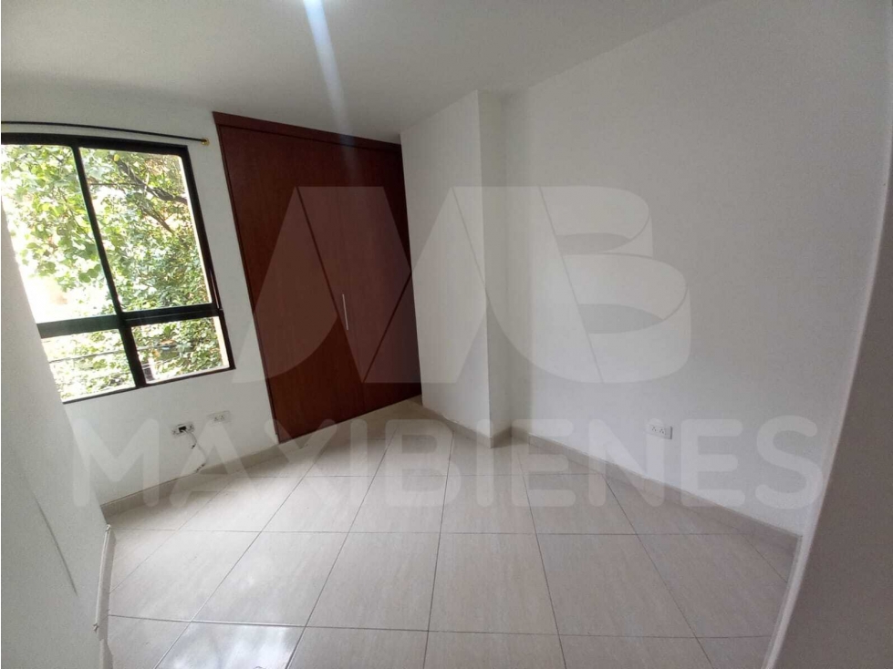 APARTAMENTO EN ARRIENDO EN EL SECTOR DE LA AMERICA