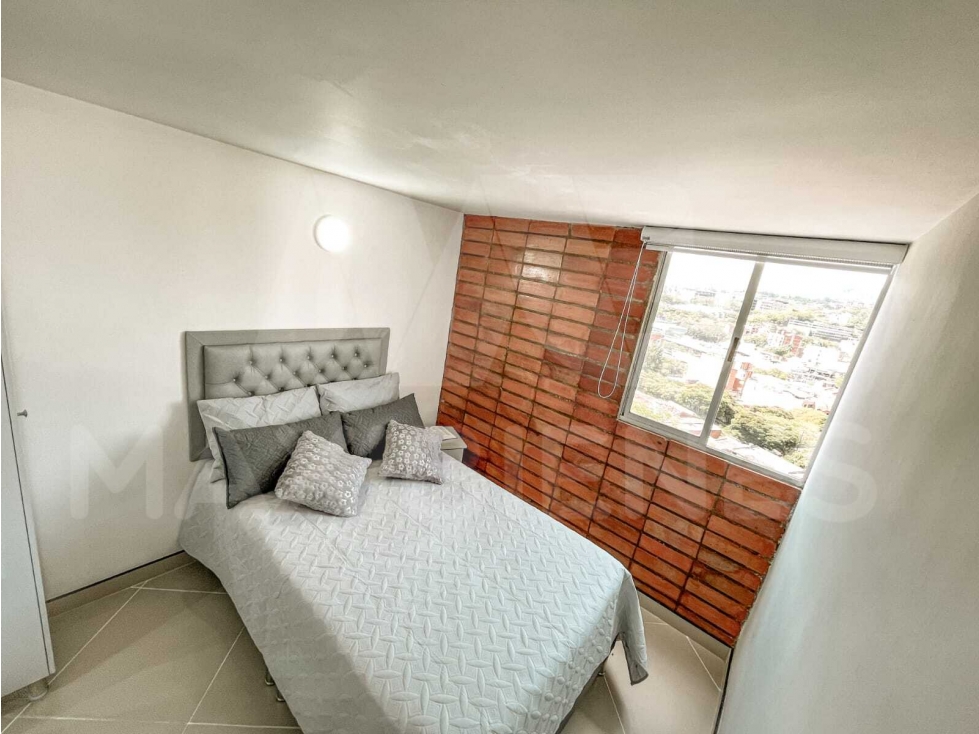 APARTAMENTO EN ARRIENDO EN EL SECTOR DE SANTA LUCIA — foto 2