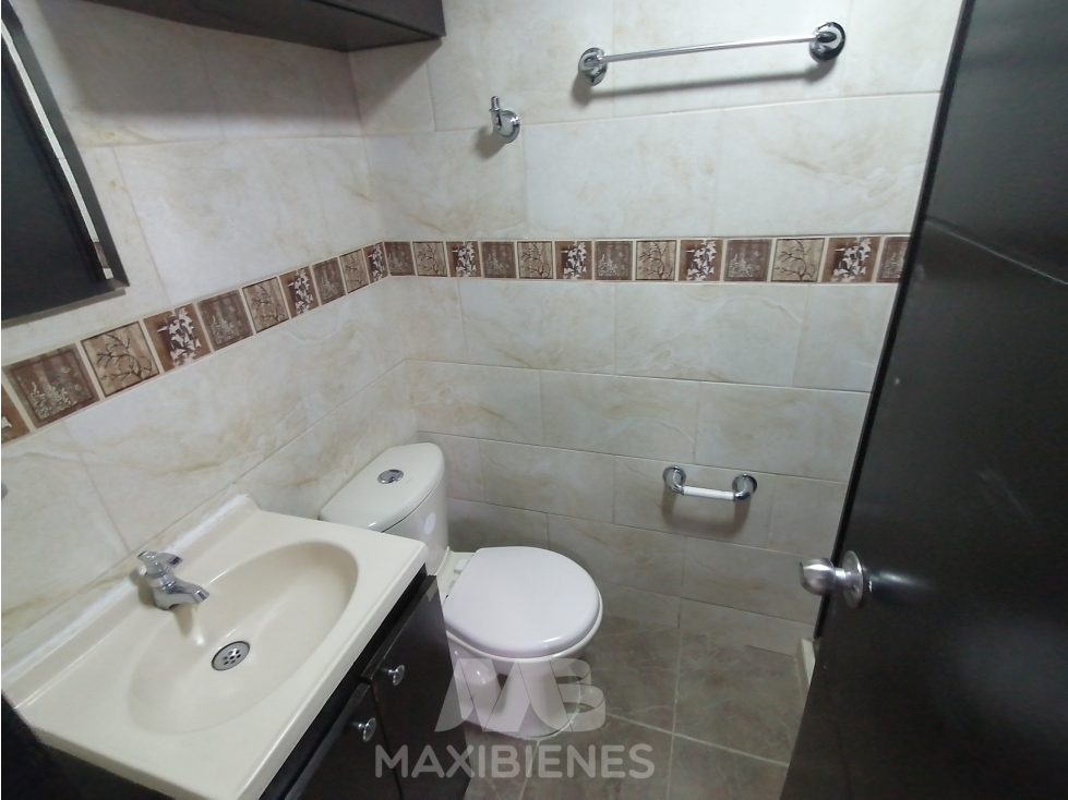 APARTAMENTO PARA ARRIENDO UBICADO EN BELLO — foto 6