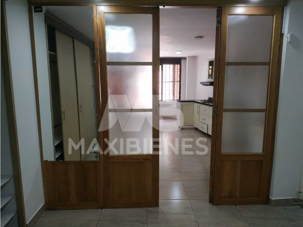 APARTAESTUDIO EN ARRIENDO SECTOR LAURELES — foto 6