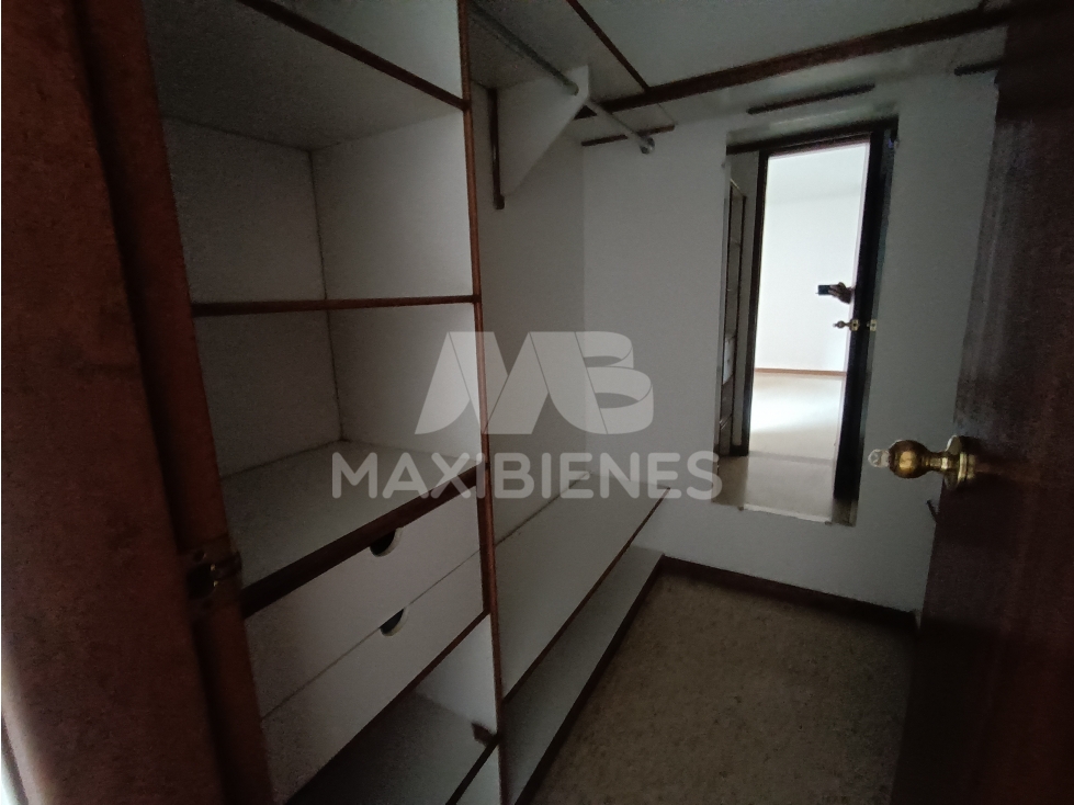 APARTAMENTO EN ARRIENDO SECTOR LAURELES — foto 6
