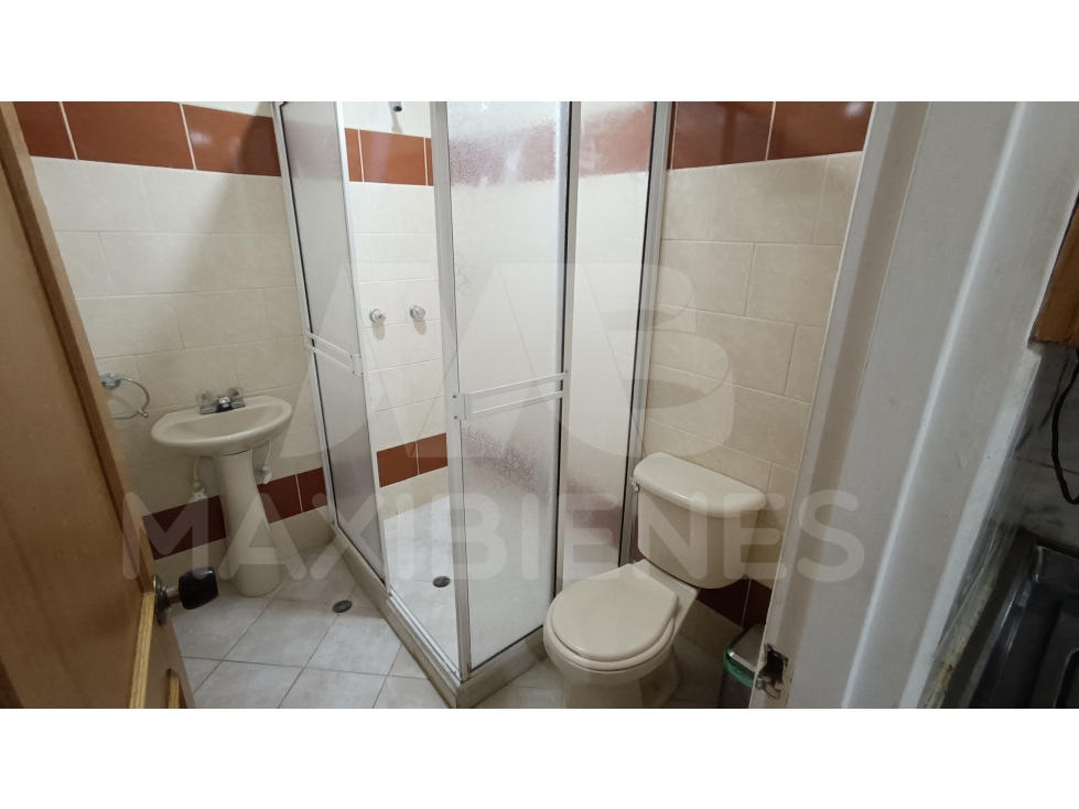 APARTAMENTO EN ARRIENDO EN EL SECTOR DE ESTADIO — foto 3