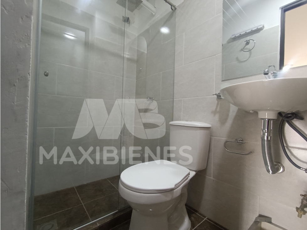 APARTAESTUDIO EN ARRIENDO EN BARRIO CRISTOBAL, MEDELLIN — foto 6