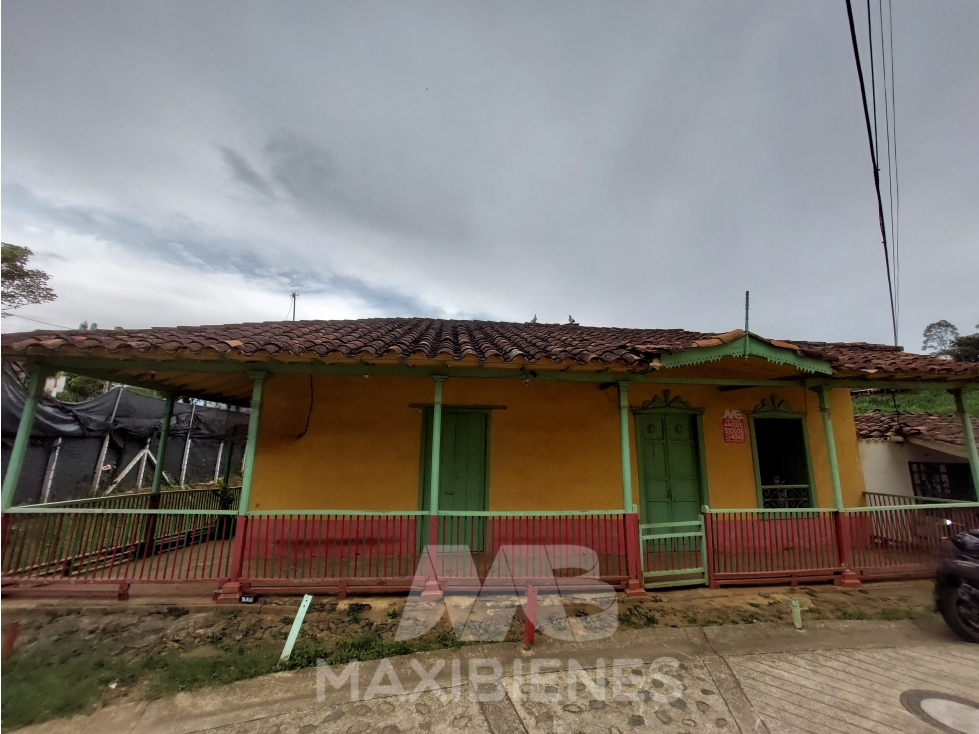 CASA FINCA PARA VENTA UBICADA EN GIRARDOTA