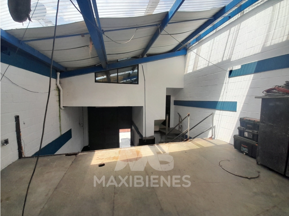 BODEGA PARA ARRIENDO UBICADA EN BARBOSA - 2