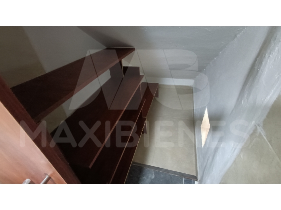 APARTAESTUDIO EN ARRIENDO EN EL SECTOR DE LA FLORESTA — foto 6