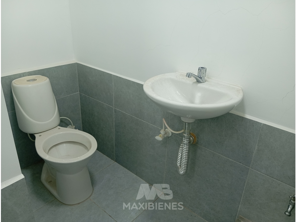 LOCAL PARA VENTA Y ARRIENDO UBICADO EN BELLO - 6