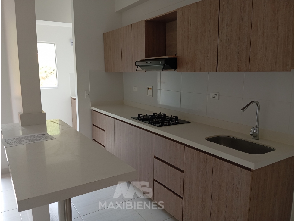 APARTAMENTO PARA ARRIENDO UBICADO EN BELLO — foto 2