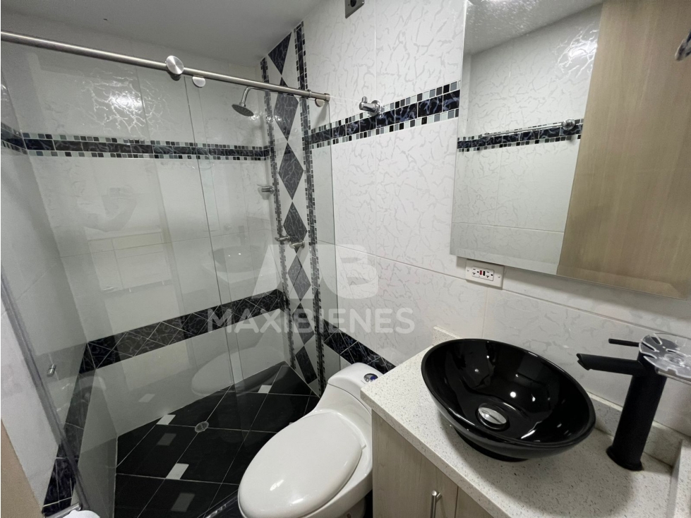 APARTAMENTO EN ARRIENDO LA CASTELLANA, MEDELLIN — foto 6