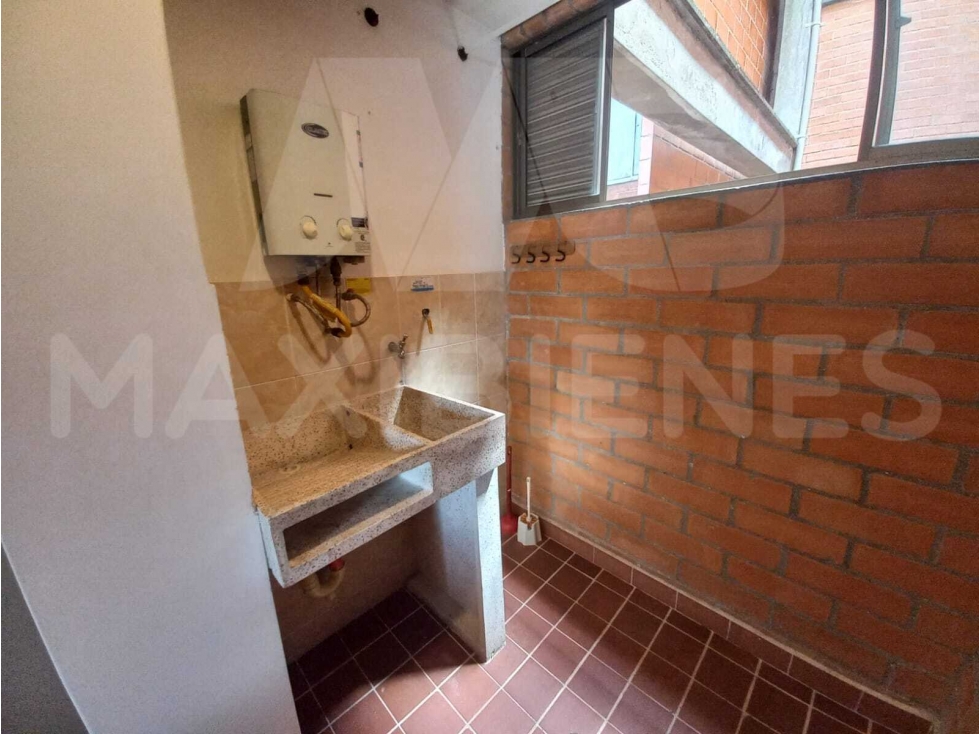 APARTAESTUDIO EN ARRIENDO EN EL SECTOR DE CALASANZ — foto 6