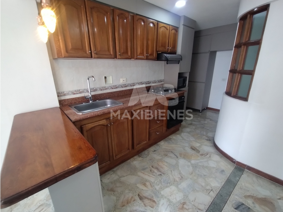 APARTAESTUDIO EN ARRIENDO SECTOR LAURELES — foto 6