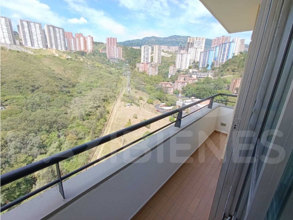 APARTAMENTO EN ARRIENDO EN EL SECTOR DE CALASANZ — foto 6