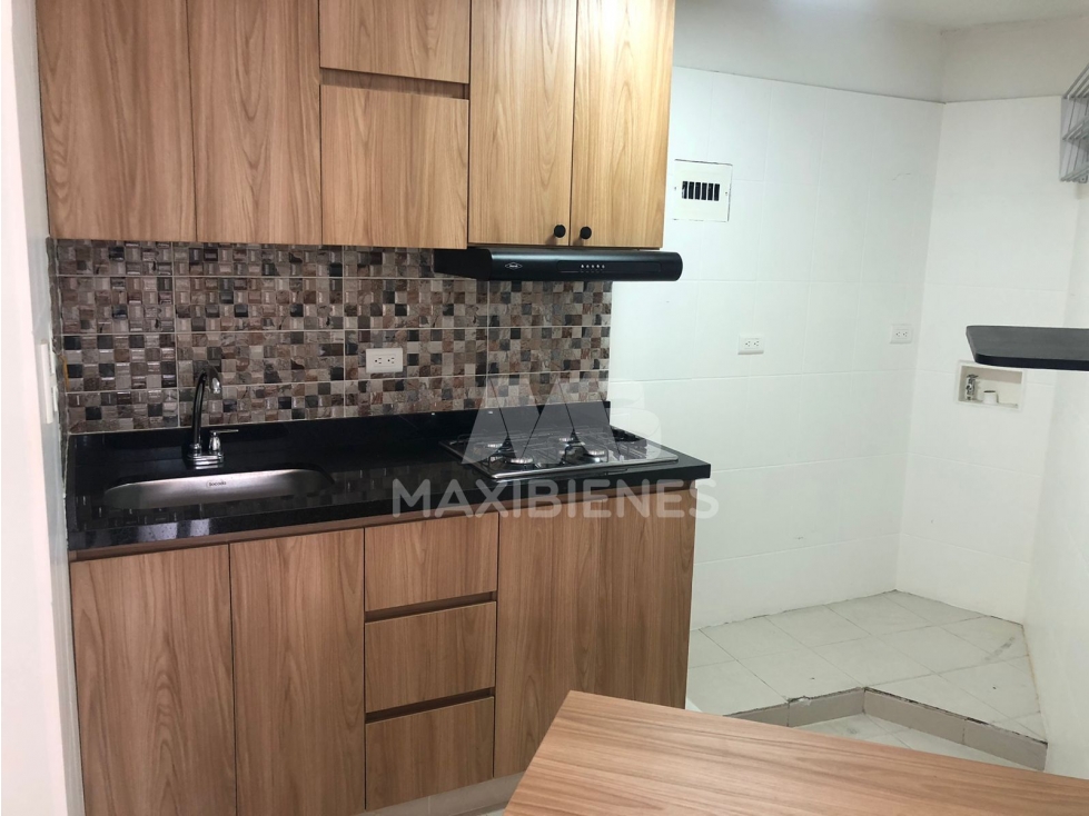 APARTAESTUDIO EN ARRIENDO SECTOR LAURELES — foto 6