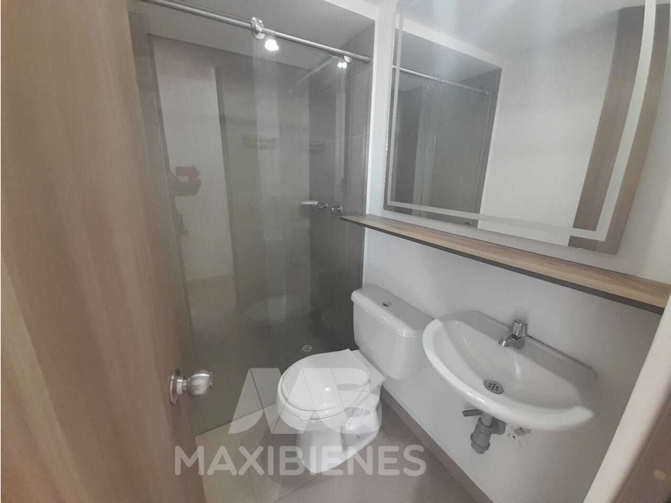 APARTAMENTO PARA ARRIENDO UBICADO EN NAVARRA — foto 6