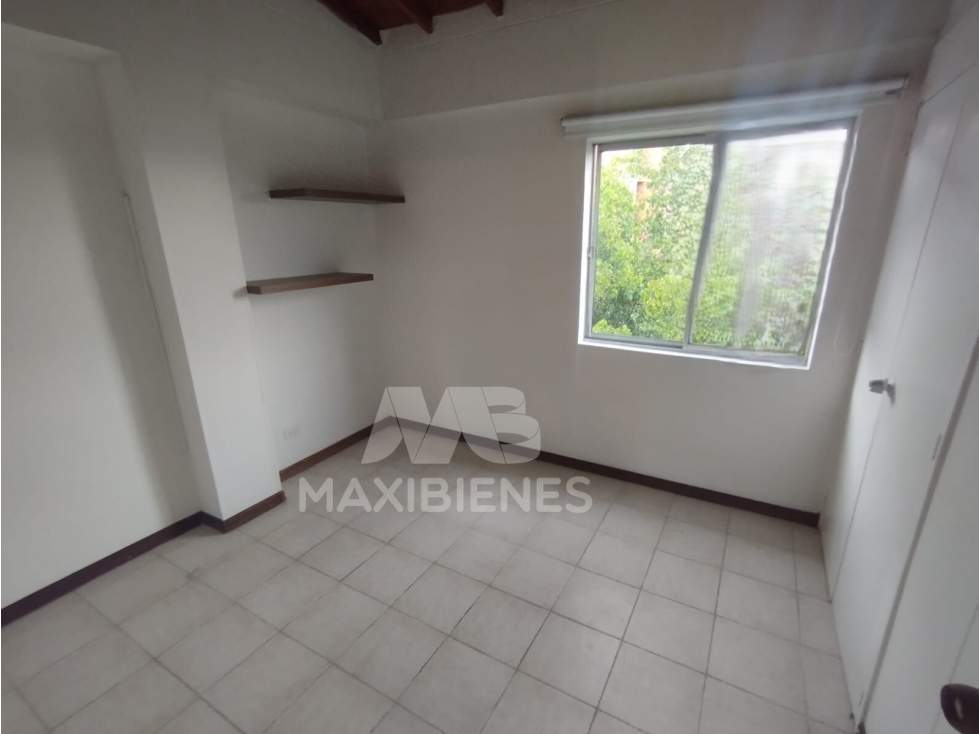 APARTAMENTO EN ARRIENDO SECTOR ALMERIA — foto 6
