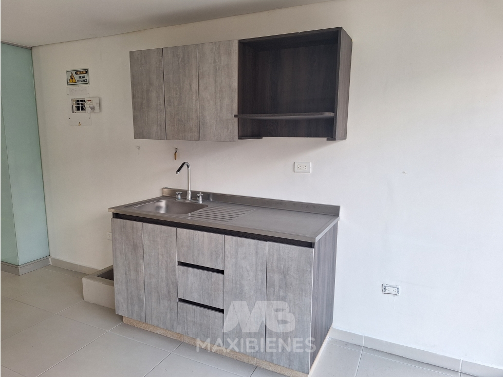LOCAL PARA ARRIENDO UBICADO EN GIRARDOTA - 6