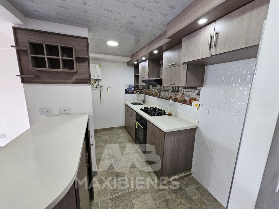 APARTAMENTO PARA ARRIENDO UBICADO EN BELLO — foto 3