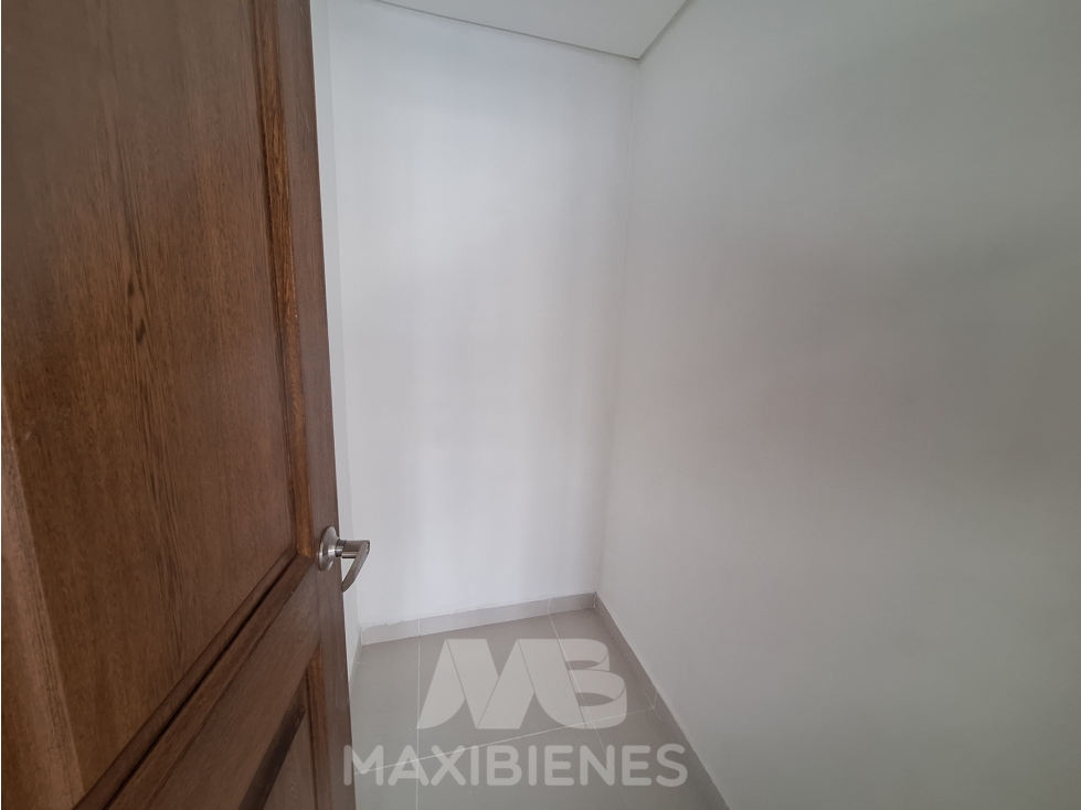 LOCAL PARA ARRIENDO UBICADO EN COPACABANA - 6