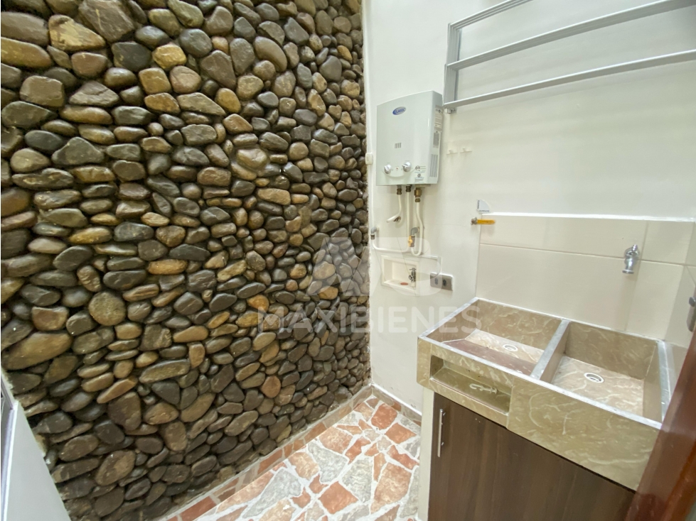 APARTAESTUDIO EN ARRIENDO SECTOR LAURELES — foto 6
