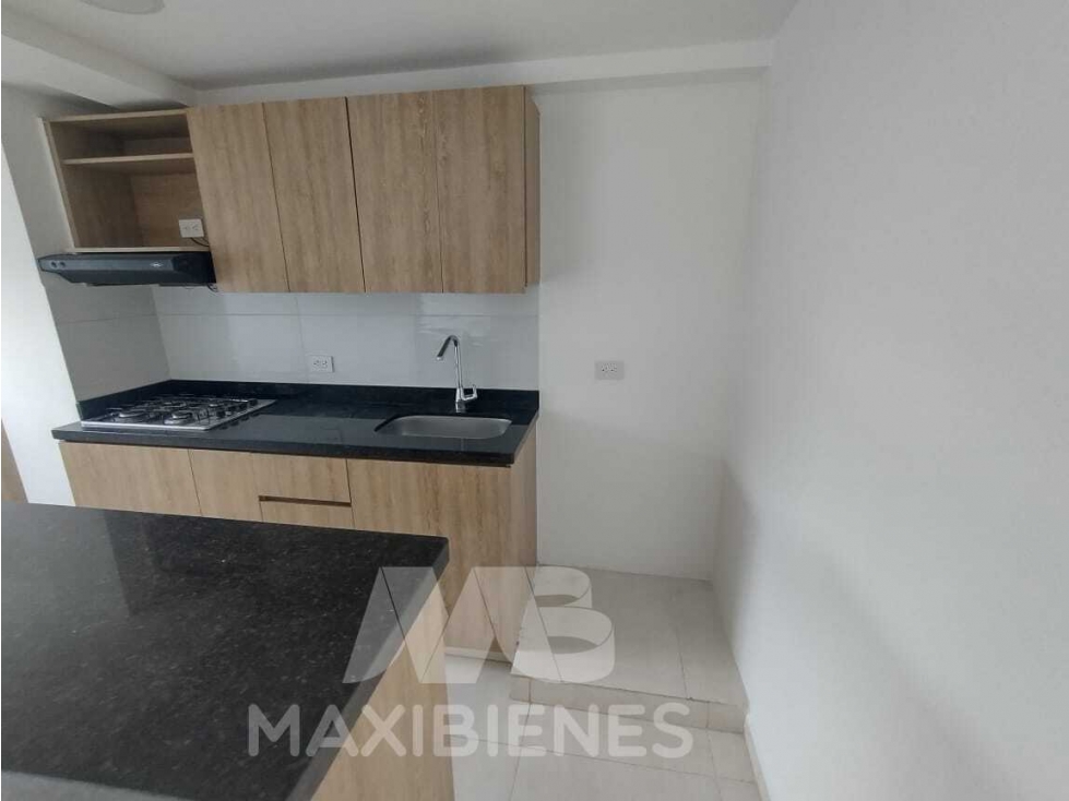 APARTAMENTO PARA ARRIENDO UBICADO EN BELLO — foto 5