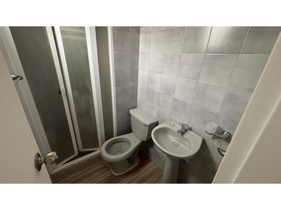 APARTAMENTO EN ARRIENDO SANTA MONICA, MEDELLIN — foto 6