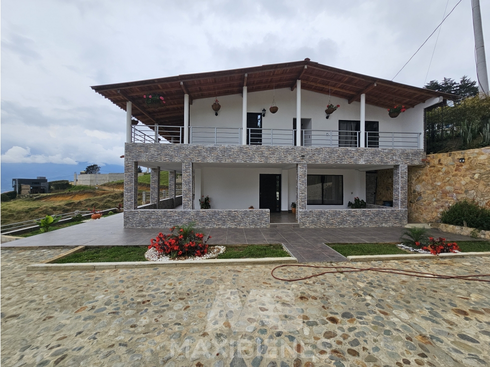 FINCA EN ARRRIENDO UBICADO EN GIRARDOTA - 1