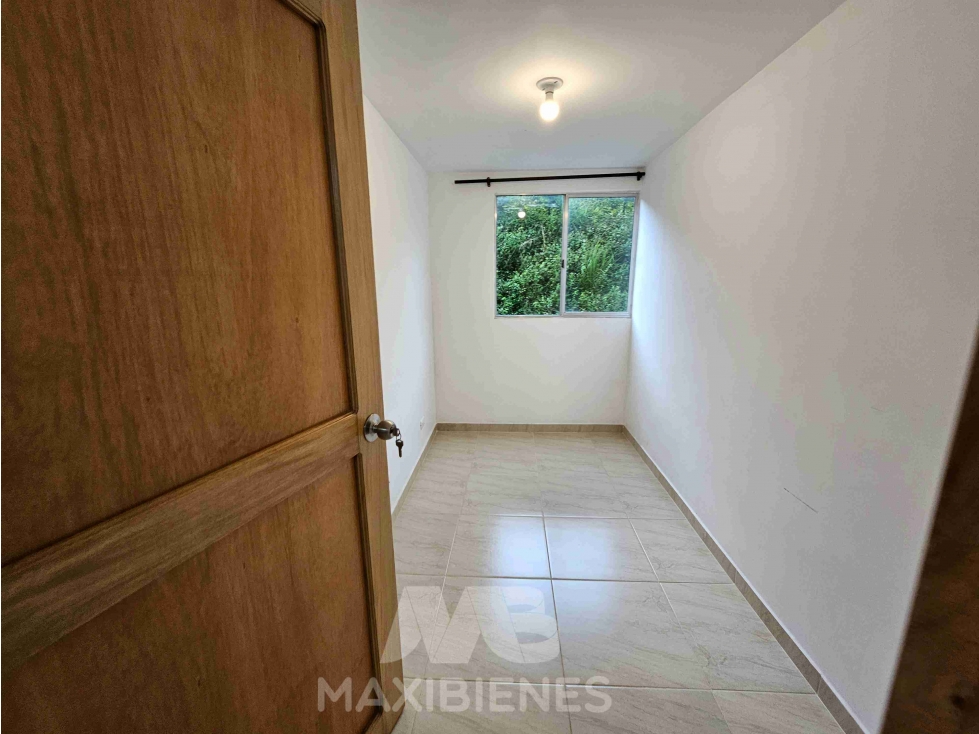 APARTAMENTO PARA ARRIENDO UBICADO EN GIRARDOTA — foto 4