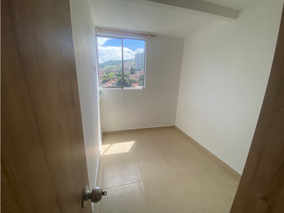 APARTAMENTO PARA ARRIENDO UBICADO EN BELLO — foto 6