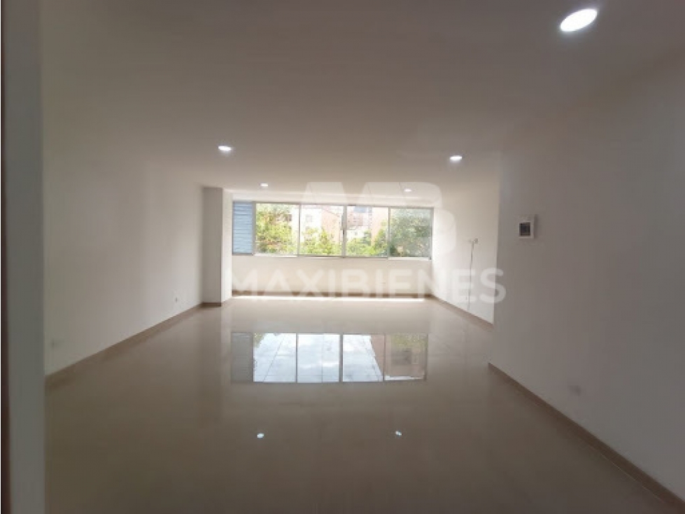 OFICINA EN VENTA SECTOR CALASANZ - 1