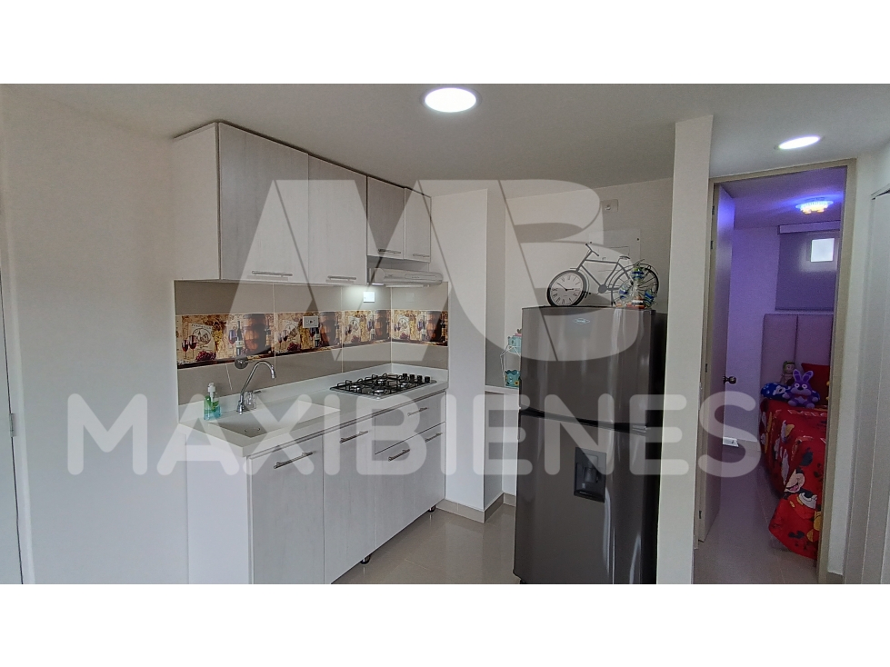 APARTAMENTO EN ARRIENDO EN EL SECTOR DE SANTA LUCIA — foto 4
