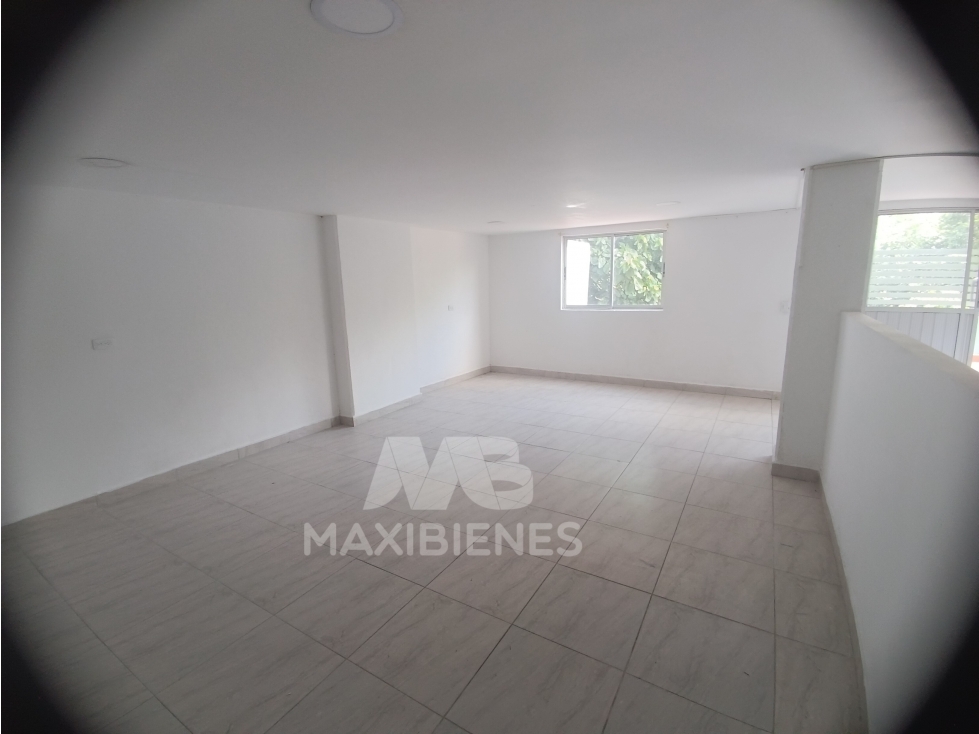 LOCAL PARA ARRIENDO UBICADO EN COPACABANA - 5
