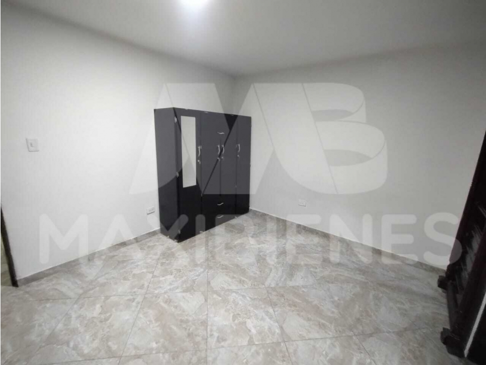 APARTAMENTO EN ARRIENDO SECTOR BARRIO CRISTOBAL — foto 2