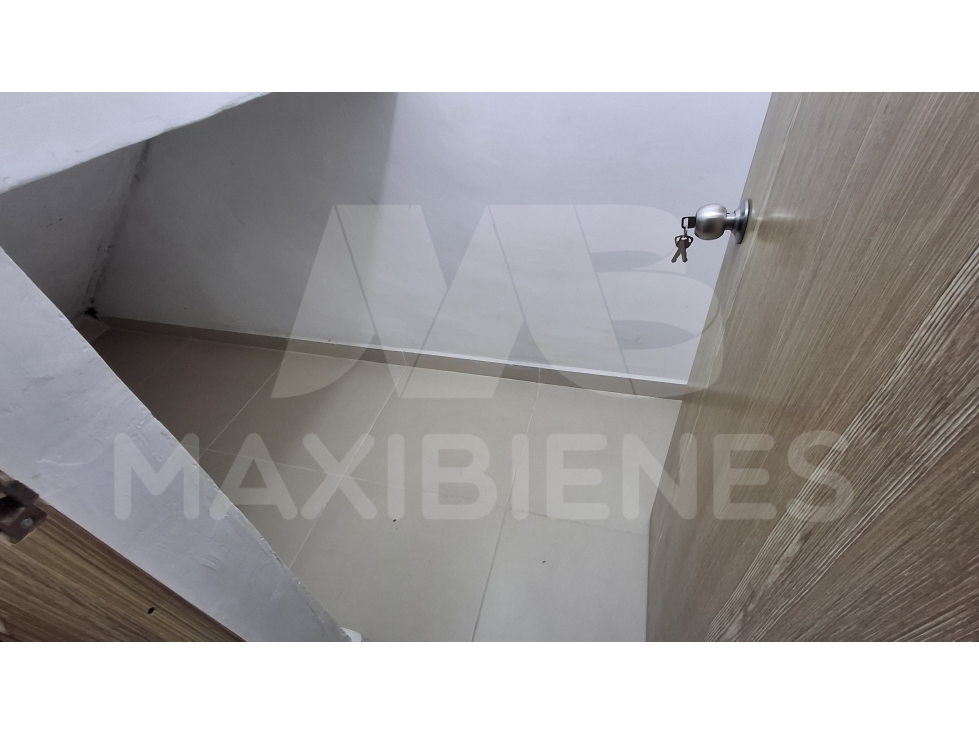 APARTAESTUDIO EN ARRIENDO EN EL SECTOR DE LA FLORESTA — foto 6