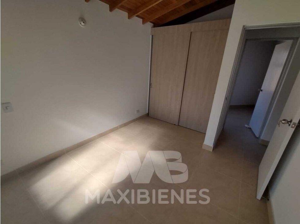 SE VENDE APARTAMENTO EN CASTILLA — foto 5