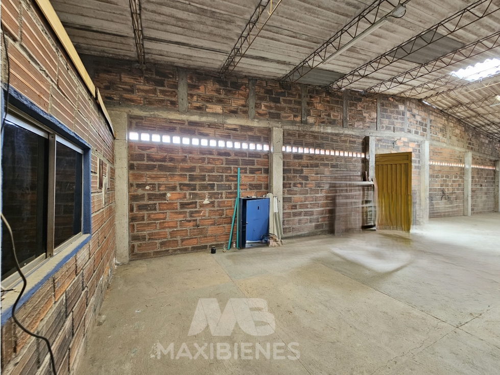 BODEGA PARA ARRIENDO UBICADO EN BELLO - 4