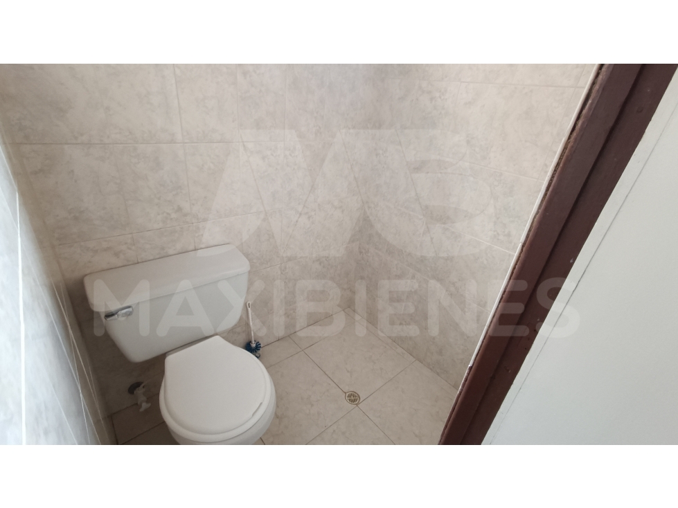 APARTAMENTO EN ARRIENDO EN EL SECTOR DE SANTA LUCIA — foto 4