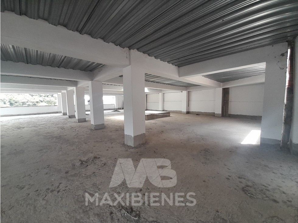 LOCAL PARA ARRIENDO UBICADO EN BARBOSA - 6