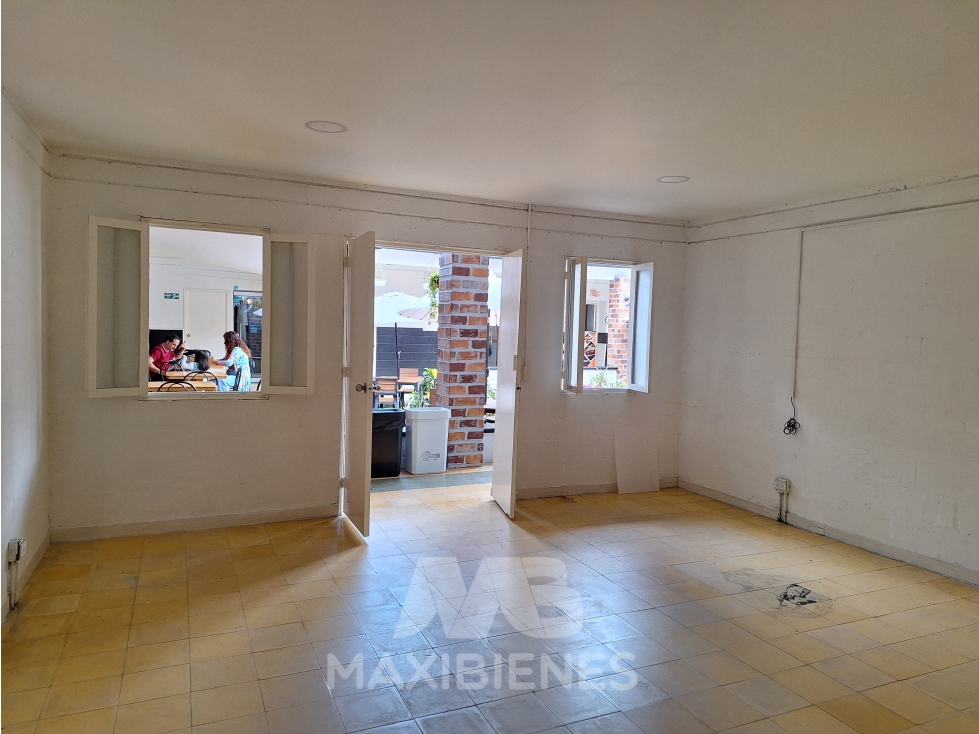 LOCAL PARA ARRIENDO UBICADO EN BARBOSA - 6