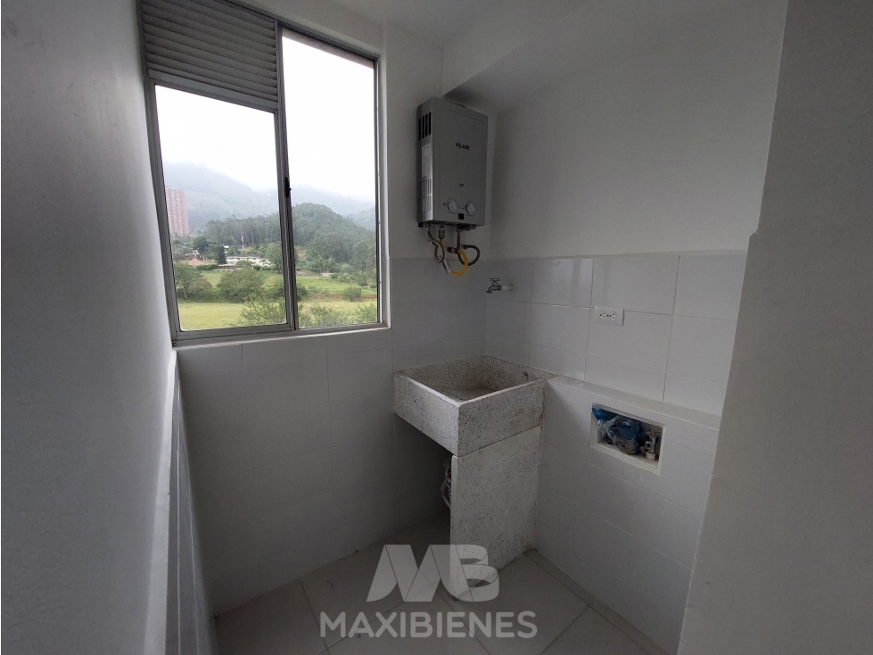 APARTAMENTO PARA ARRIENDO UBICADO EN BELLO — foto 6