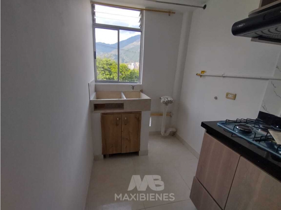 APARTAMENTO PARA ARRIENDO UBICADO EN BELLO — foto 4