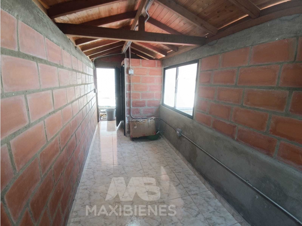 OFICINA PARA ARRIENDO UBICADO EN BELLO - 2