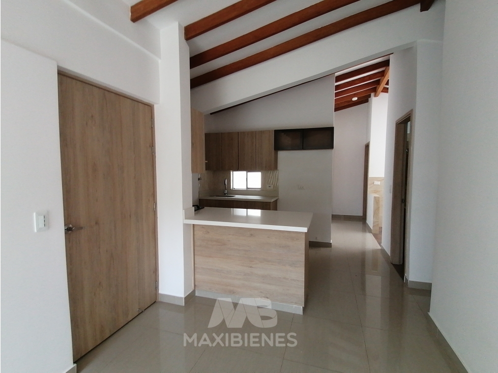 CASA PARA ARRIENDO UBICADO EN GIRARDOTA