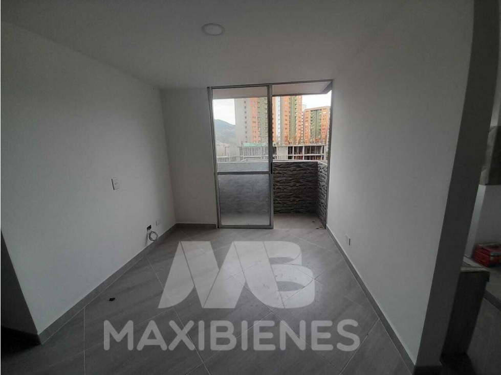 SE ARRIENDA APARTAMENTO EN SANTA ANA BELLO. — foto 3