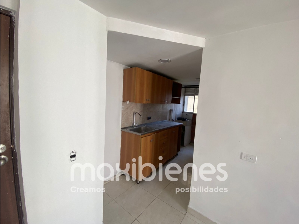 SE ARRIENDA APARTAMENTO EN VILLAS DEL SOL BELLO.