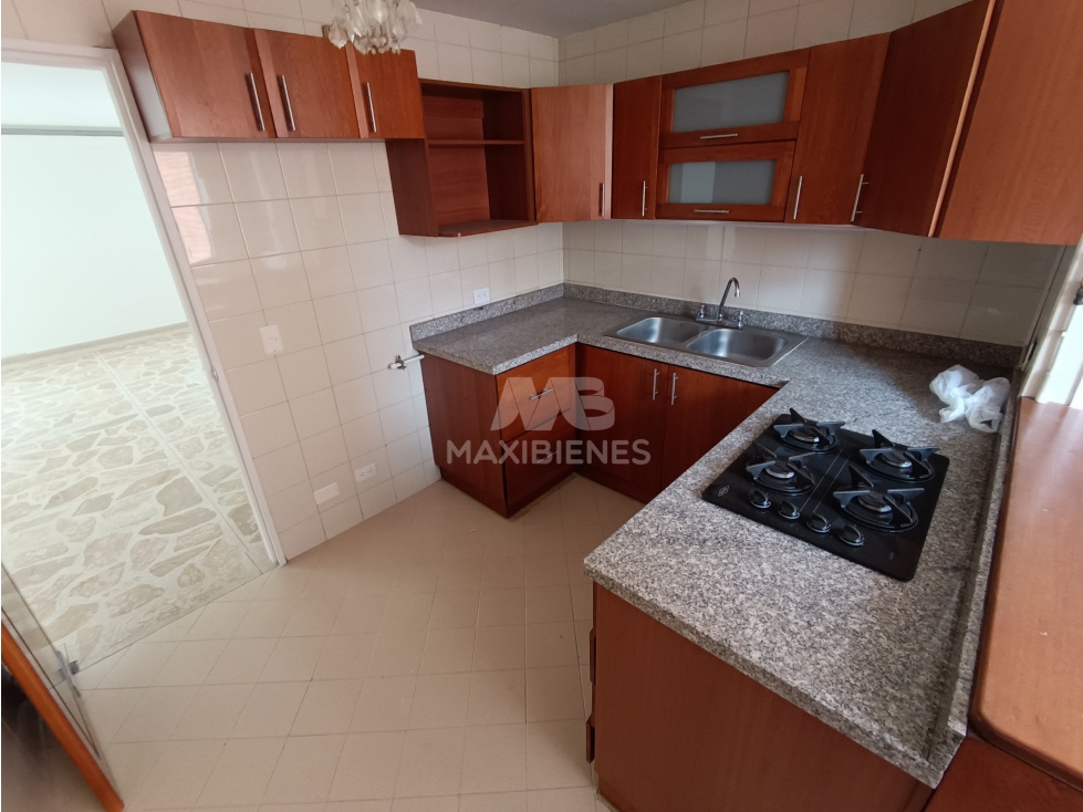 APARTAMENTO EN ARRIENDO SECTOR LAURELES — foto 3