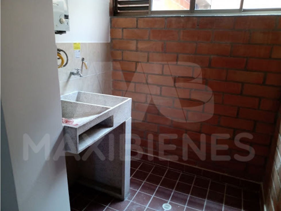 APARTAESTUDIO EN ARRIENDO EN EL SECTOR DE CALASANZ — foto 4