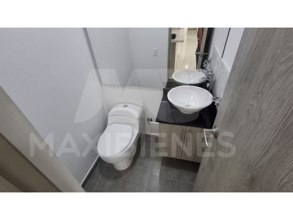 APARTAMENTO EN ARRIENDO EN EL SECTOR DE ESTADIO — foto 5